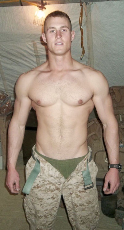 Mature nude Russian soldier fuck 4, Hard porn pictures on bigslut.nakedgirlfuck.com