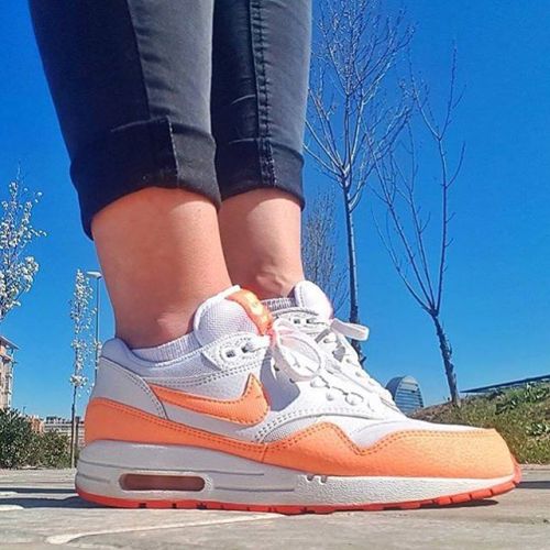 S/O @sarasnkrs Rocking the Nike AirMax 1’s....