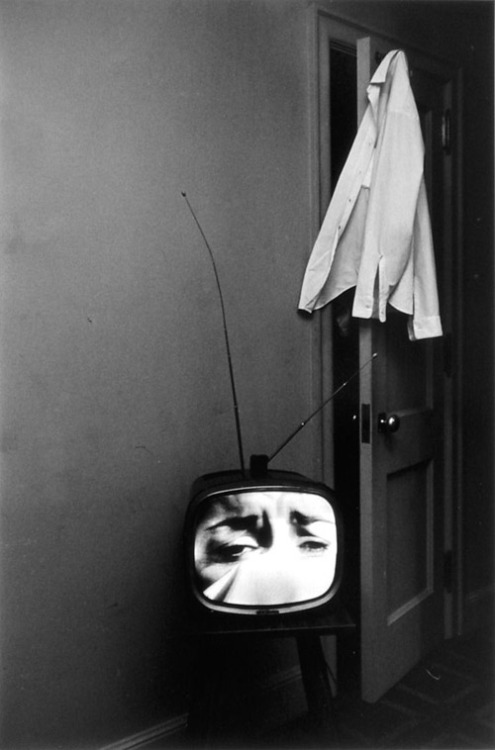 last-picture-show:Lee Friedlander, The Little Screens, 1960s