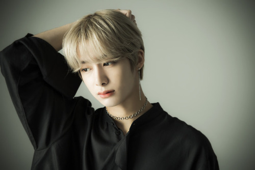 fymonsta-x:MONSTA X Hyungwon for Anan MagazineSource: ananweb