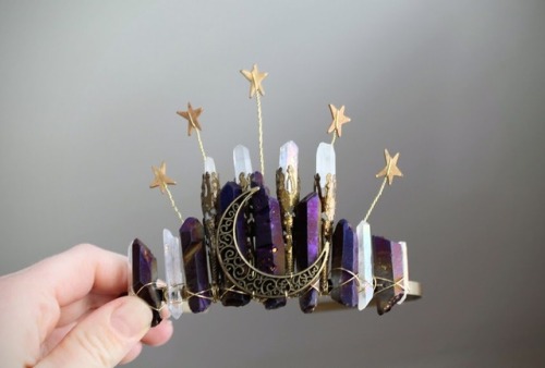 sosuperawesome:Crystal Crowns and Hair Combs, by Foxwood Forest...