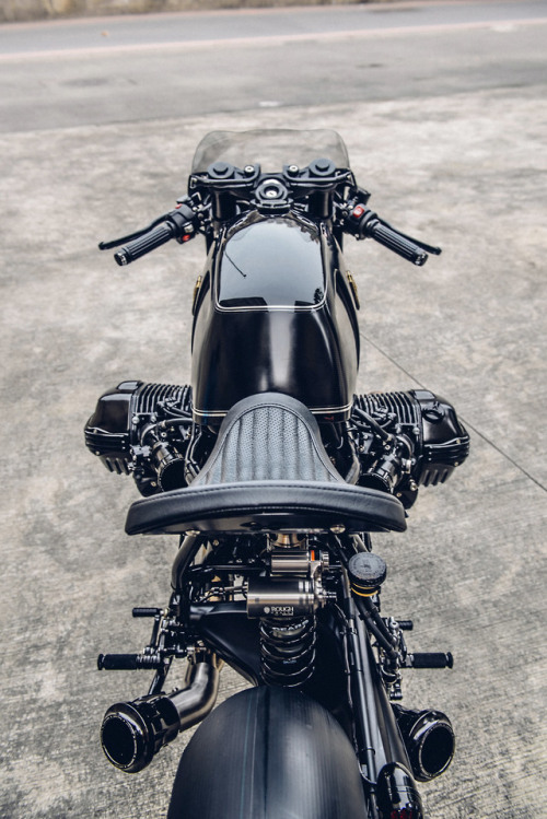 BMW Motorrad – “Bavarian Fistfighter”  Custom R nineT