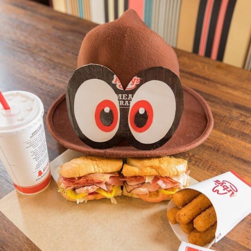 isquirtmilkfrommyeye:Who ever is in charge of the Arby’s...