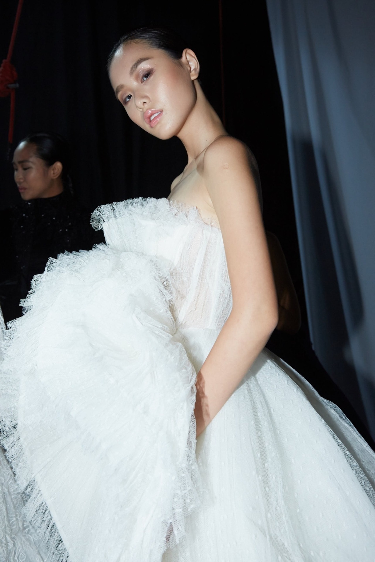 WORLDWIDE FASHION — The Pop Couture Club : DAY 4 Minnie Lin backstage...