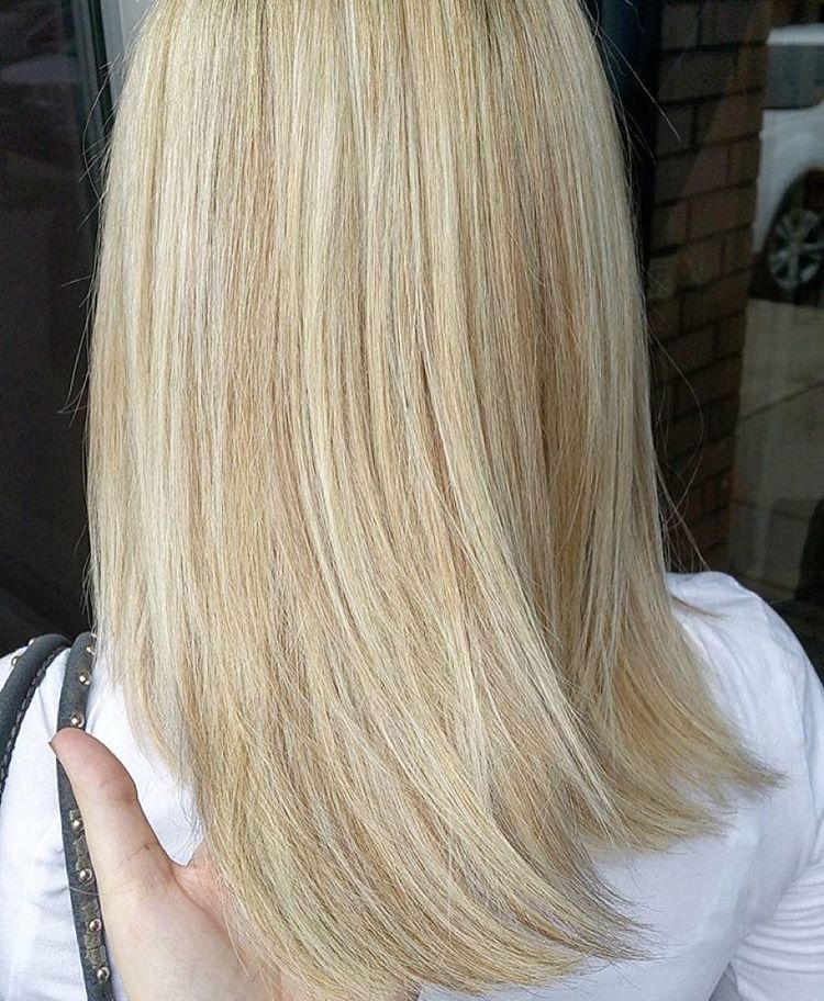 The Glosserie We Can T Get Enough Of That Champagne Blonde