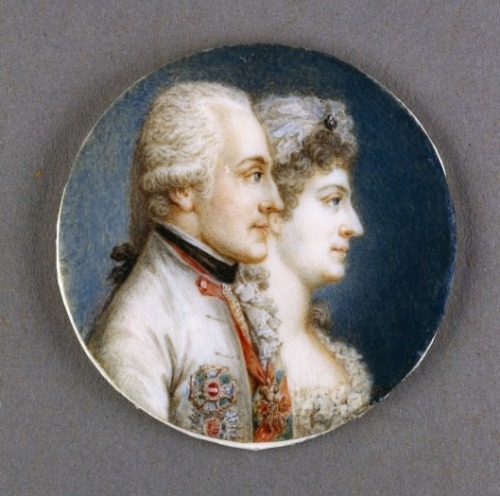 tiny-librarian:
“ A miniature of Maria Christina of Austria and her husband Albert Casimir, Duke of Teschen.
Source
”