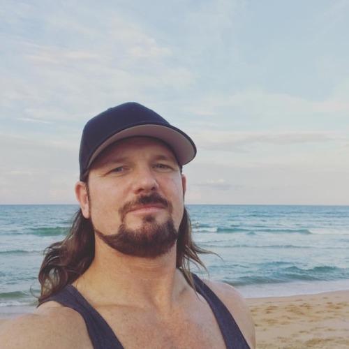 lasskickingwithstyle:ajstylesp1: A little vacation on the...