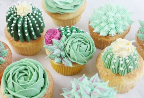 foodffs:How to Make Succulent CupcakesFollow for recipesGet...