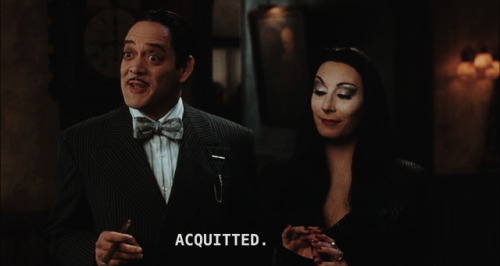 cynema:Addams Family Values (1993) dir. Barry Sonnenfeld