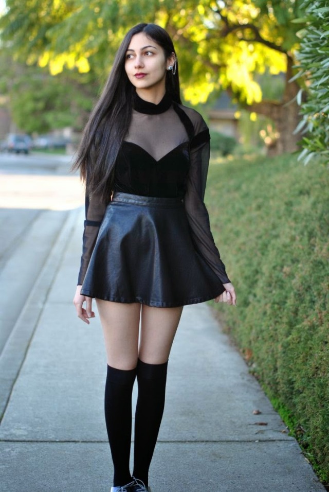 My Tight Little Skirt — Pretty girl goth Follow for more posts daily!...