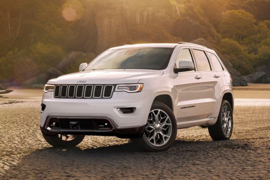 O Grand Cherokee 2020 foi lançado e continuará sendo oferecido em versão única a diesel, com preço sugerido de R$ 340 mil.