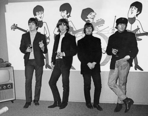 winstonpaul:The beatles with… the beatles.