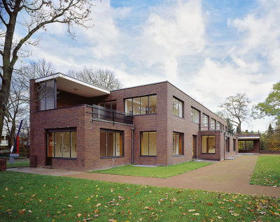 archbucketlist:<br /><br />via design-is-fine:<br />Mies van der Rohe, Haus Lange und Haus Esters, Krefeld, Germany, 1927. Photo © Volker Döhne.<br /><br /> <br />