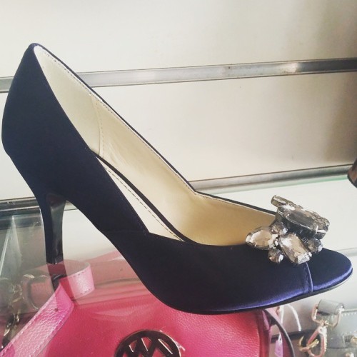 instaheels shopaholic jewels throwglitter navy sexyheels