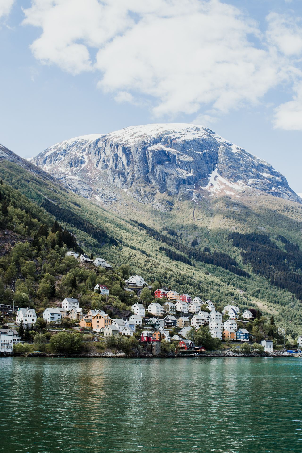 betomad: “this is Norway. photo by Millie Olsen ”