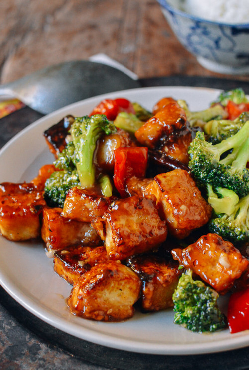 foodffs‌:General Tso’s Tofu