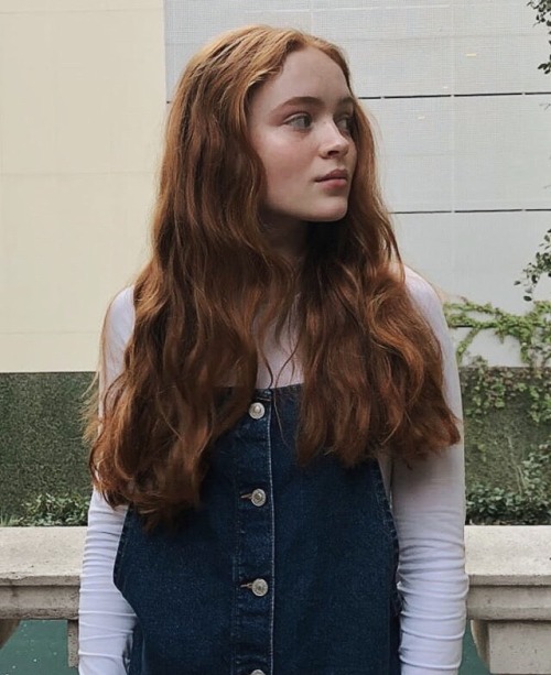 sinkssadie:Sadie sink for Topshop