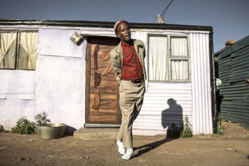 A closer look at South African’s Pantsula dancersEsquire spent...