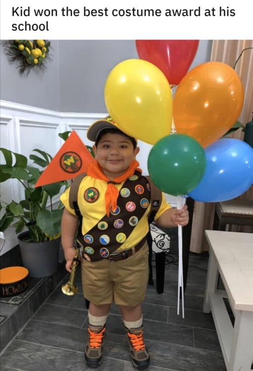 costumes start with p