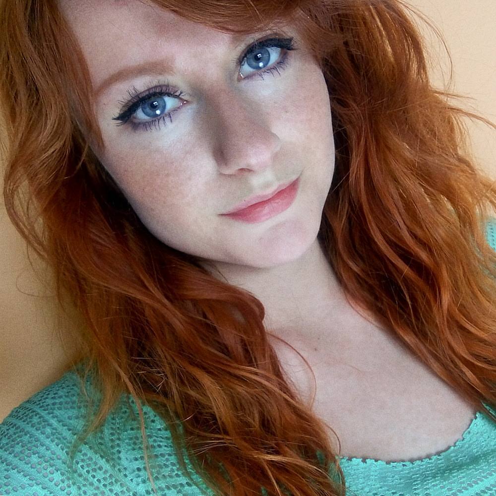 Amateur Redhead