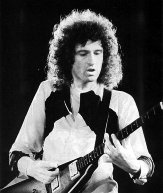 Queen: itsrogerbaelor: Brian May 1982 (Hot Space era)...