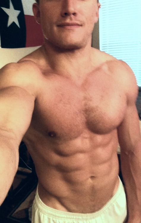 tommytank4:https://www.tumblr.com/blog/tommytank4 - hot and...