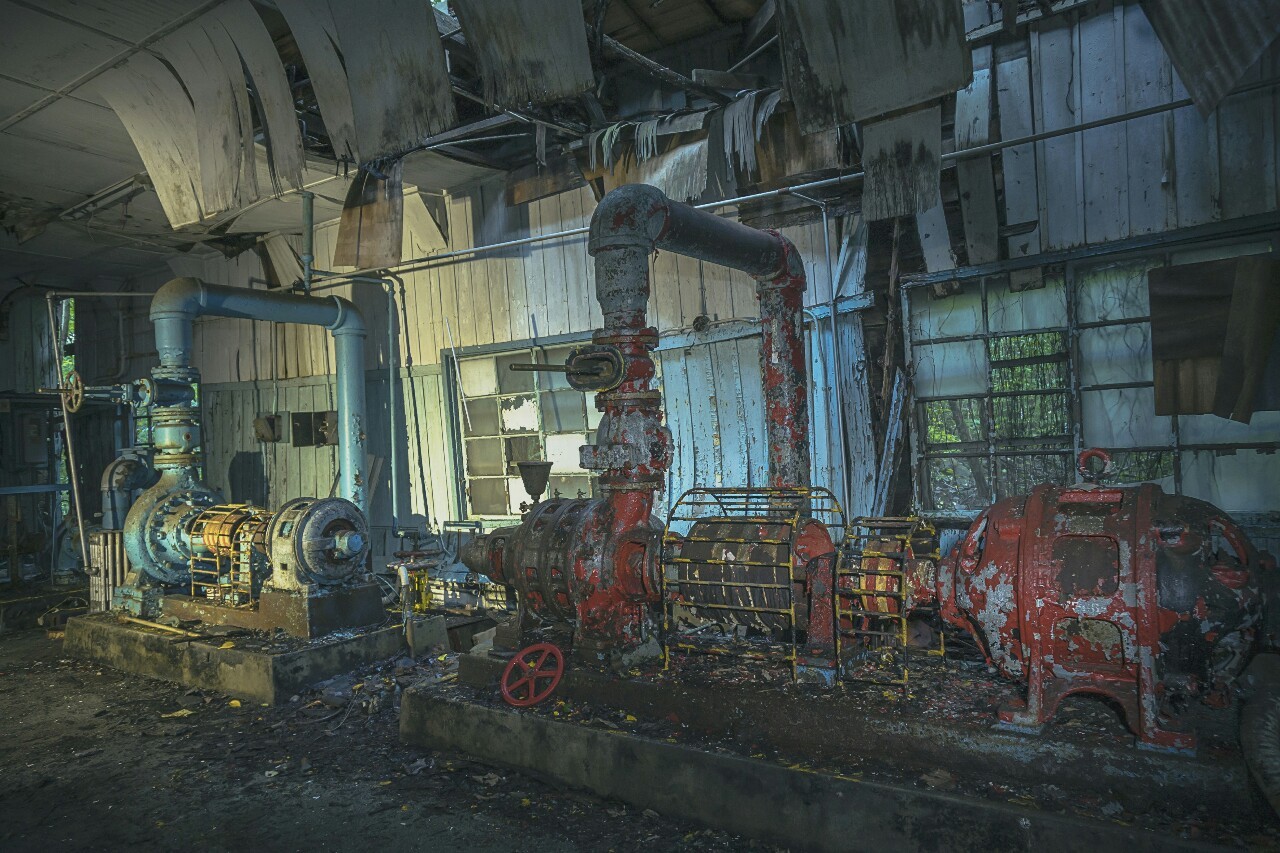 Abandoned military base 02. - elugraphy