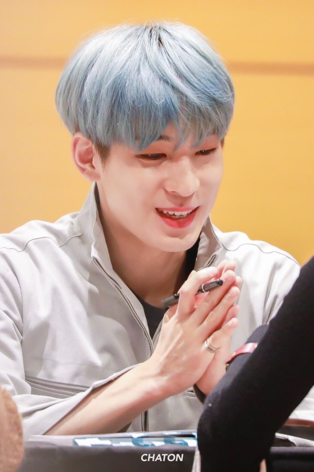 191105 tokyo fansign © chaton | do not edit