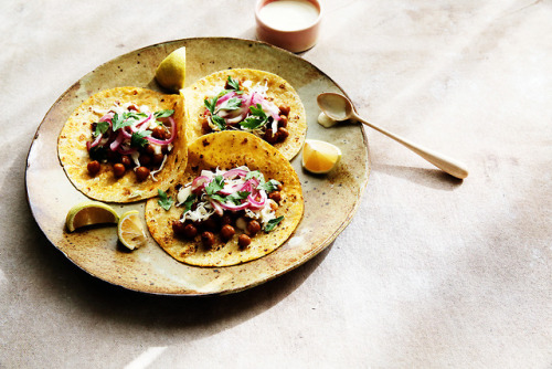 foodfuck:adobo chickpea tacos