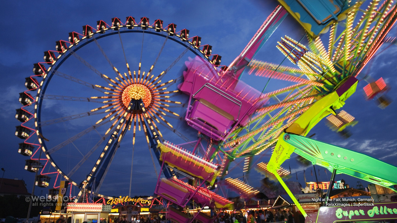 Webshots — Today’s Wallpaper: Night at the Fair, Munich,...