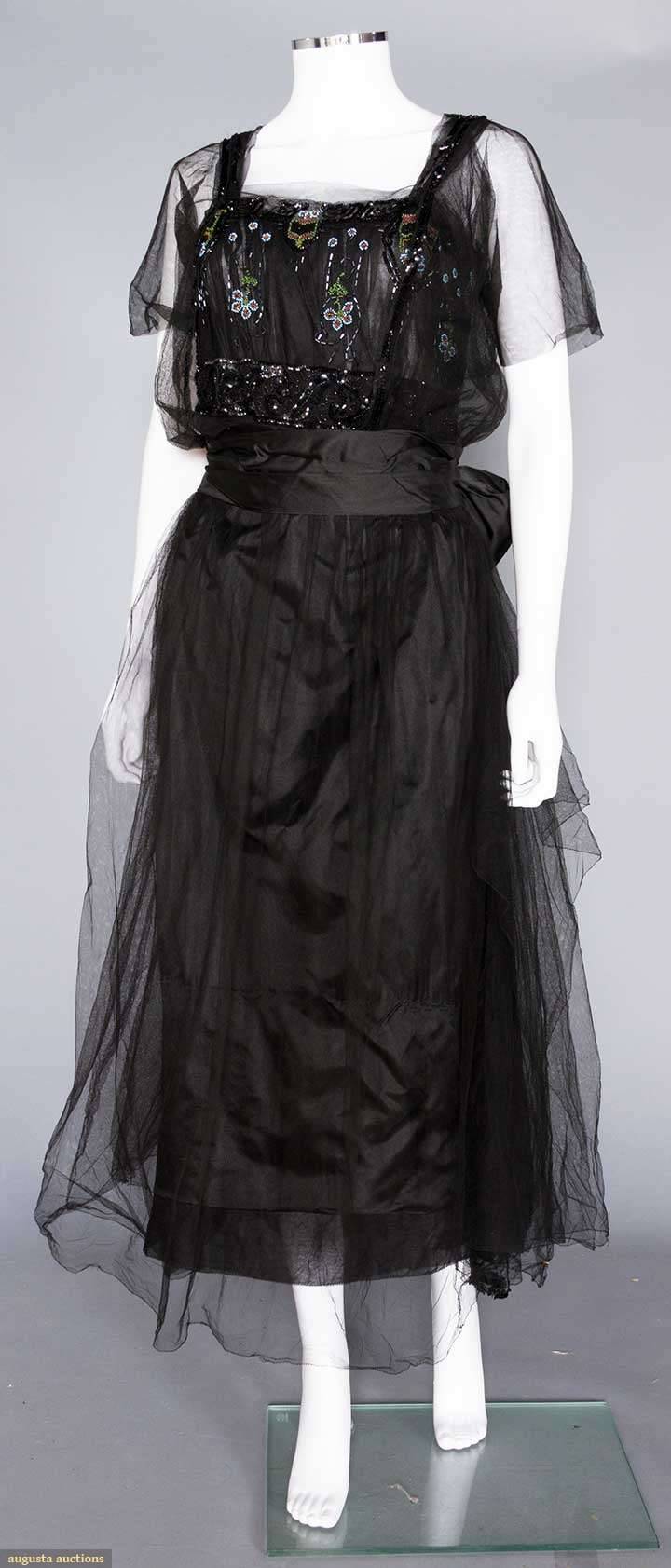 Historical Dress - BEADED BLACK EVENING GOWN, c. 1918 Multi-layered...