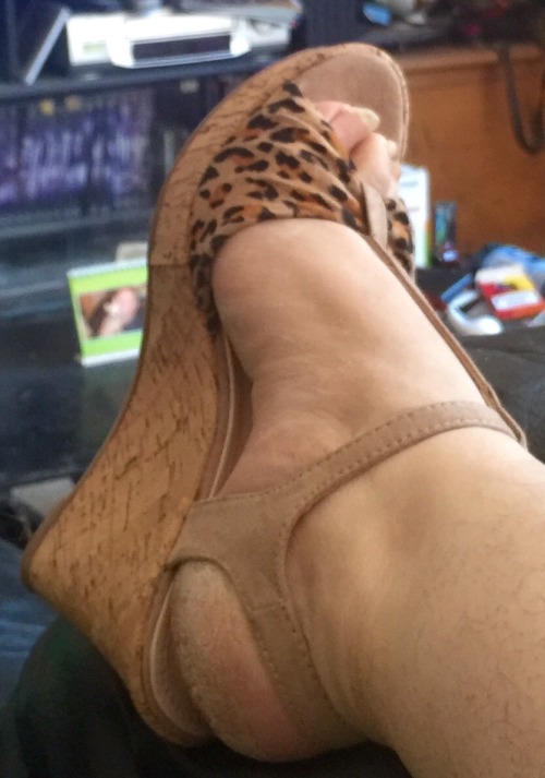 kissise:Got my new shoes too! 4€ and 2€! keithsterrrrr roar!!!