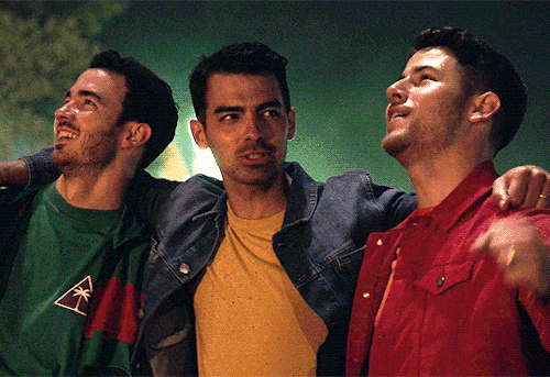 nickjonasgifs