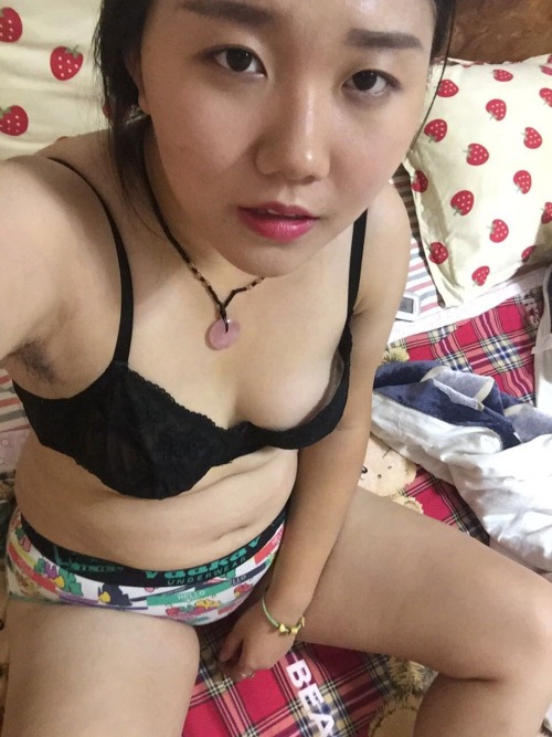 asianwombfeeder:Dumb Chinese exchange student that I filled...