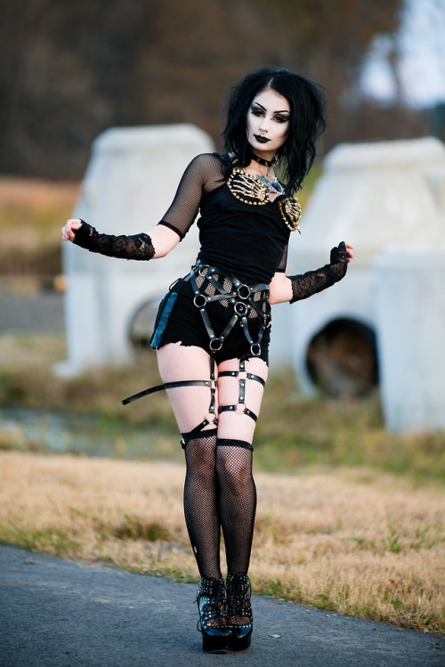 goth model on Tumblr