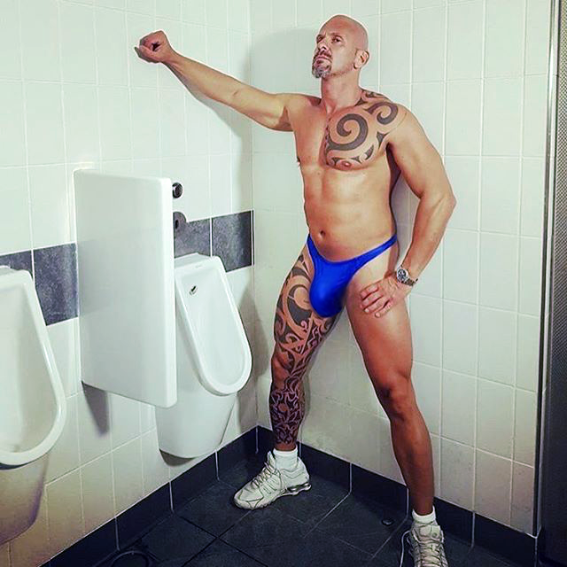 Showing It Off At The Mens Room Urinals Page 365 Lpsg 0485
