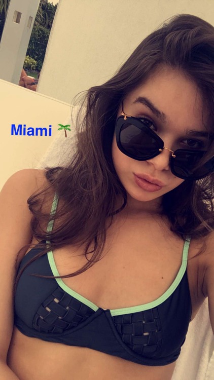 smpepsi-celebs:Hailee Steinfeld