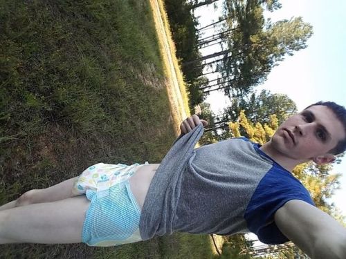 diapersoldier:Found a (semi) abandoned area and decided to do...