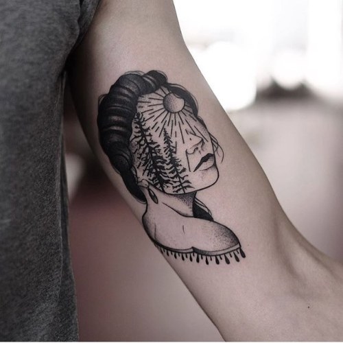 salonserpenttattoo:By Jonas www.salonserpent.com for booking...