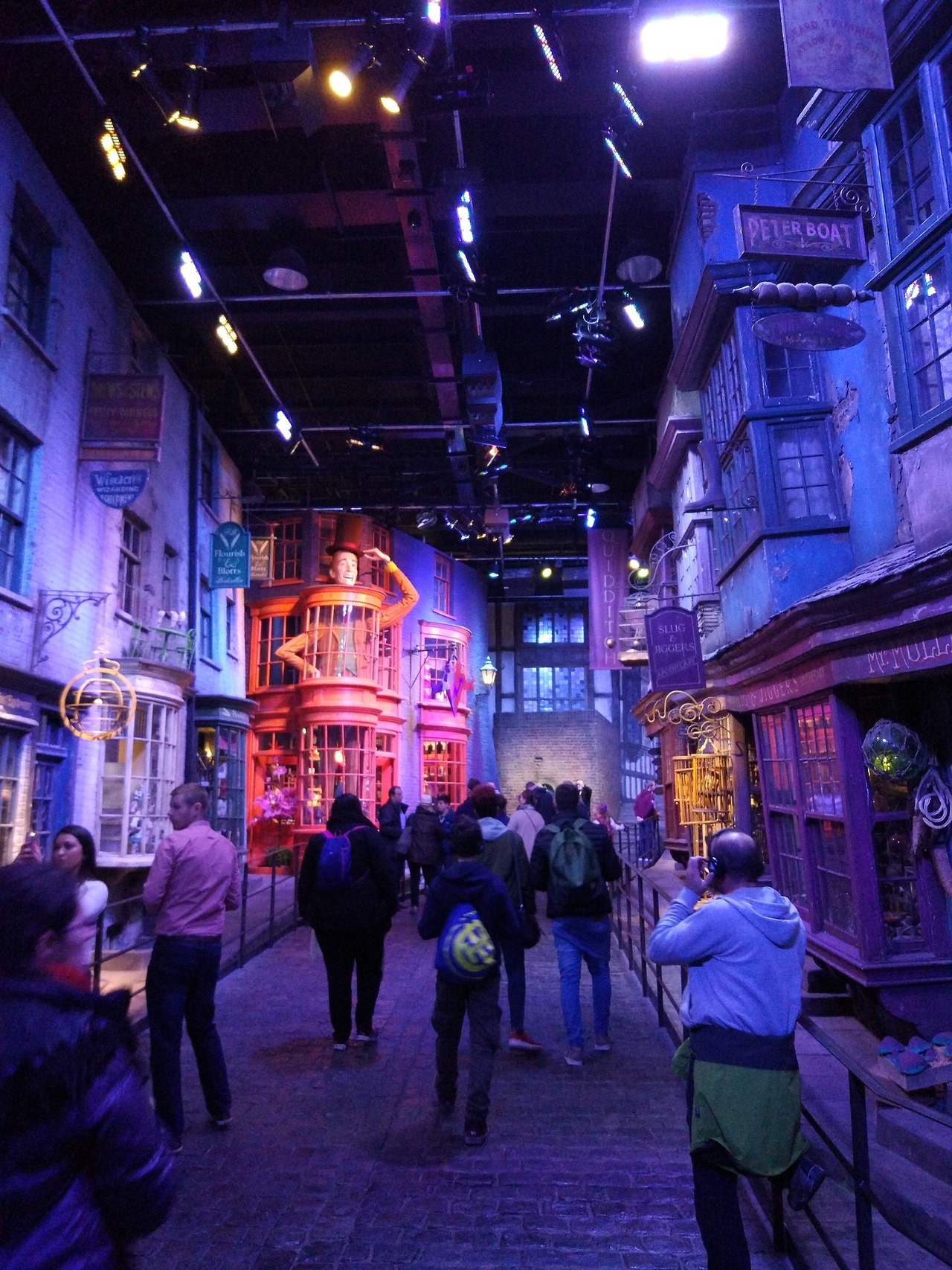 Day 3 - Warner Bros Studio Tour! (part 2) We had...