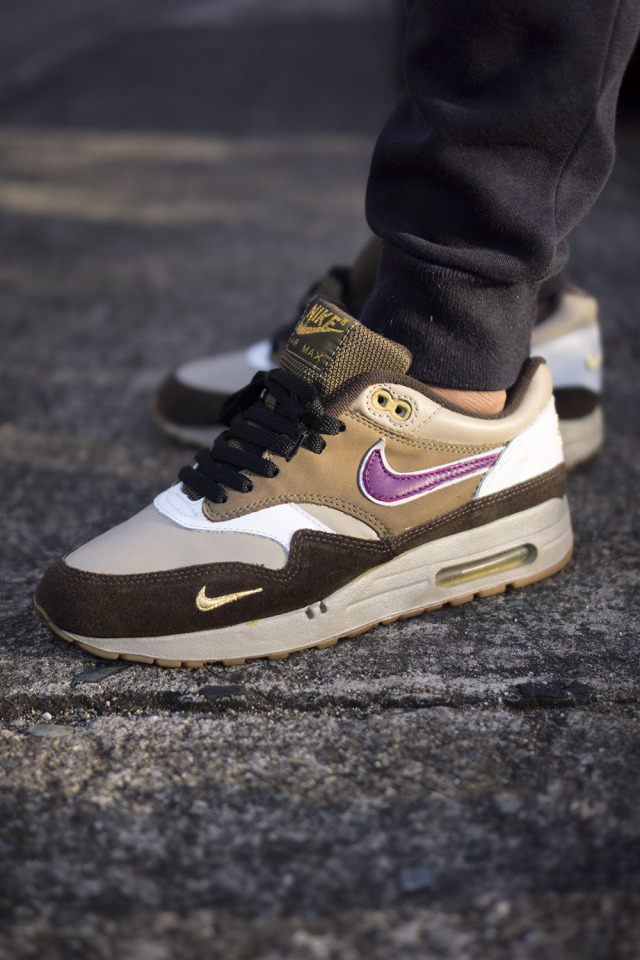 air max 1 x atmos