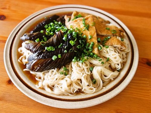 darylfranz:香川の「なすそうめん」はこの夏ゼヒ試してみてほしいうまさだった【フカボリ】 - メシ通 |...