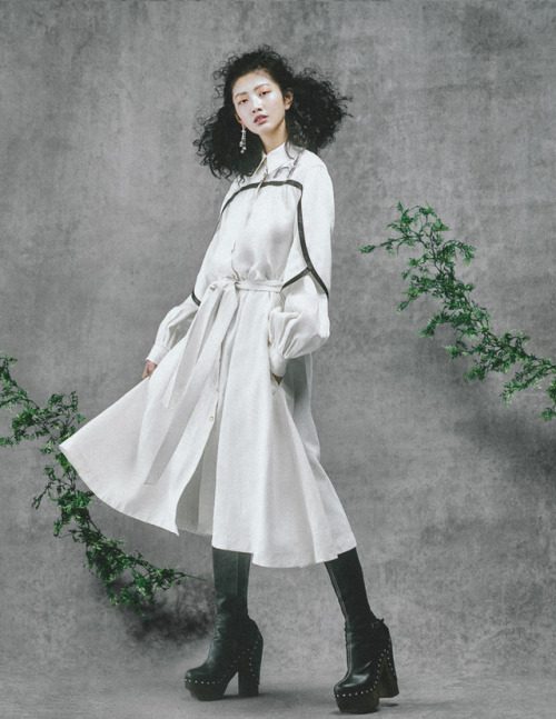 global-fashions:I-Hua - Vogue Taiwan March 2017Photos - Emily...