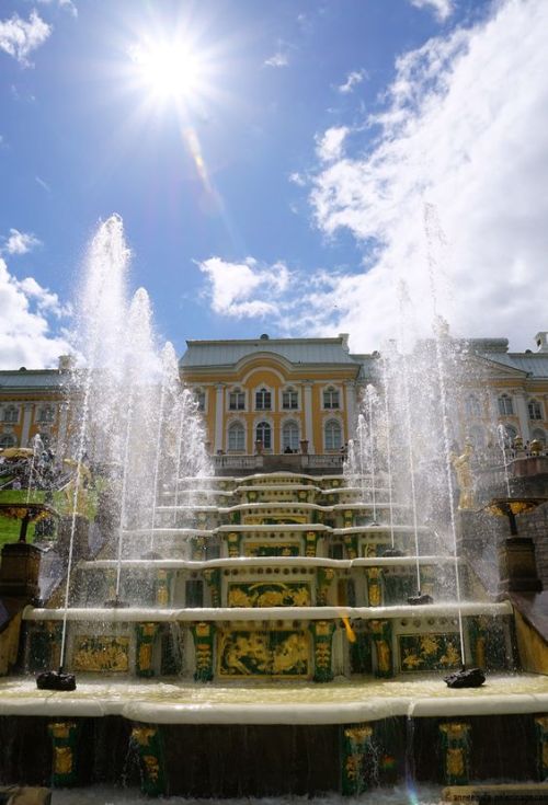 tfootielover:theimperialcourt:Peterhof Palace, St...