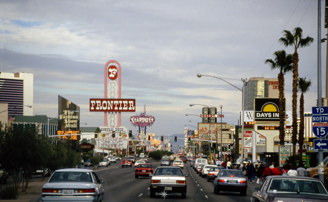 Vintage Las Vegas — Driving up the Strip, December 1990 From Aladdin...