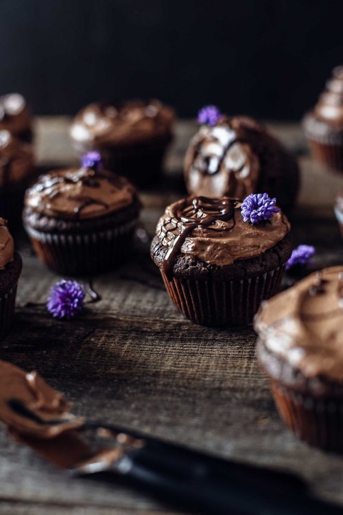 sweetoothgirl:Brownie Cupcakes Recipe