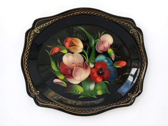 Small Zhostovo serving tray (buy here)