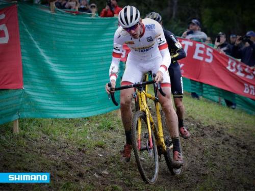 Toon Aerts wins Round 2 of the UCI Cyclocross World Cup at...