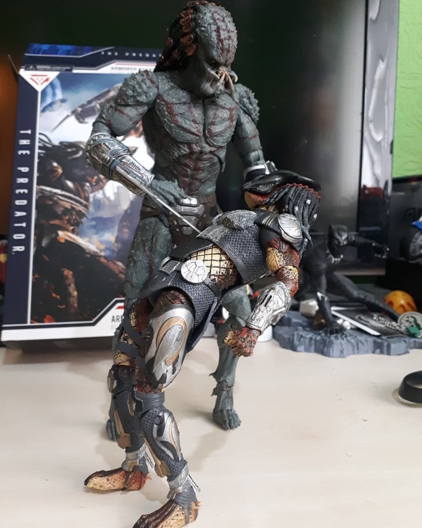 neca predator assassin