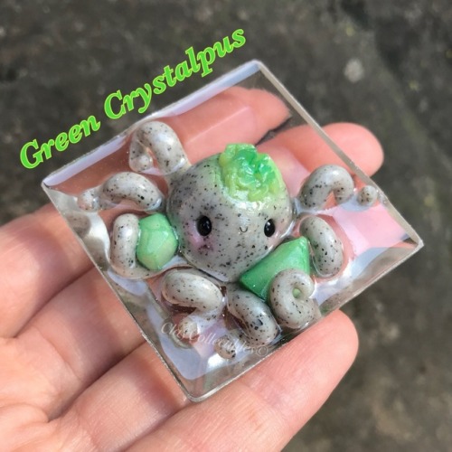 sosuperawesome:Octopus Figurines, by Rebecca Rea on EtsySee...